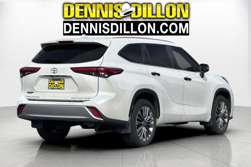 Used 2021 Toyota Highlander Platinum SUV