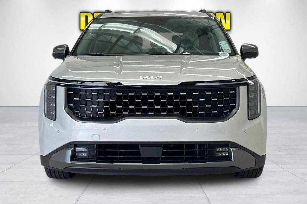 New 2025 Kia Carnival SX Van Passenger Van