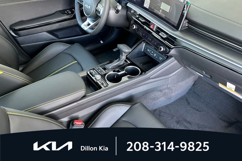 2026 Kia K5 GT - Photo 15