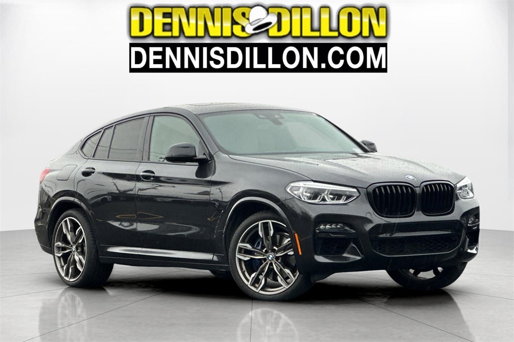 2021 BMW X4 M40i's photo
