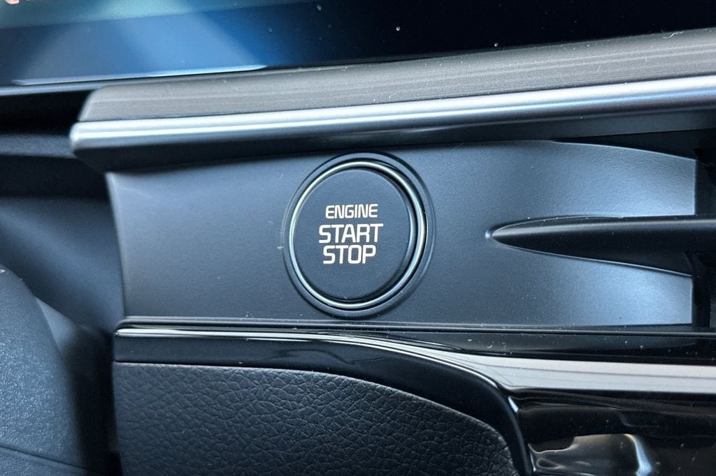 2026 Kia K5 GT - Photo 24