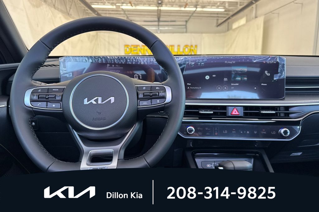 2026 Kia K5 GT - Photo 14