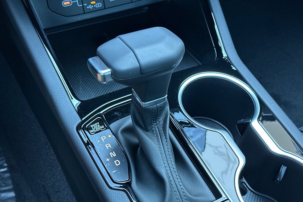 2026 Kia K5 GT - Photo 20
