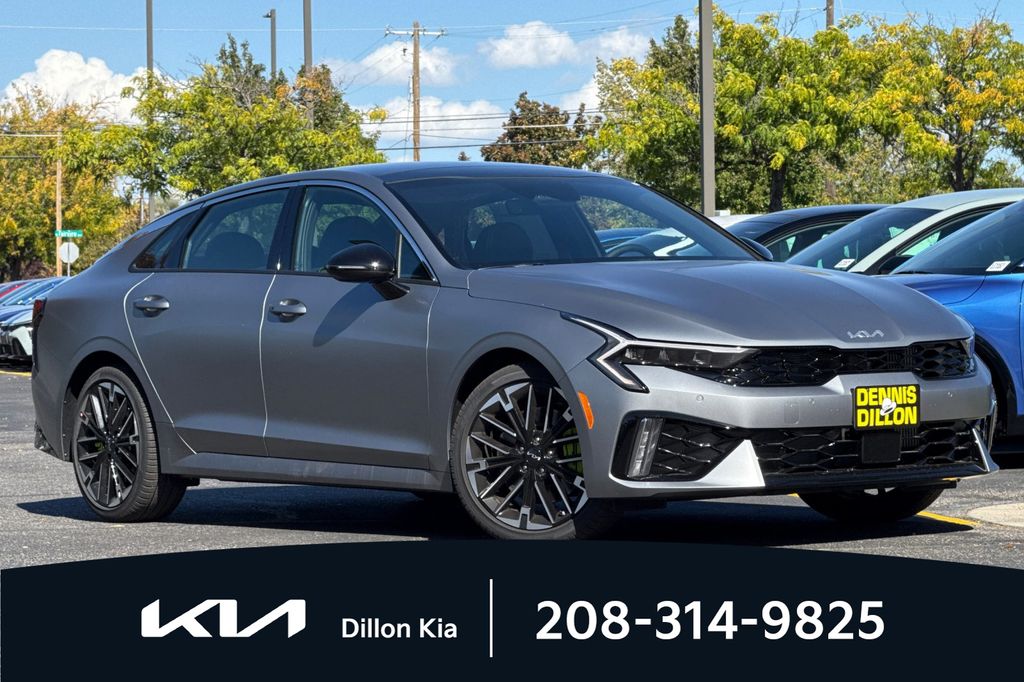 2026 Kia K5 GT - Photo 2