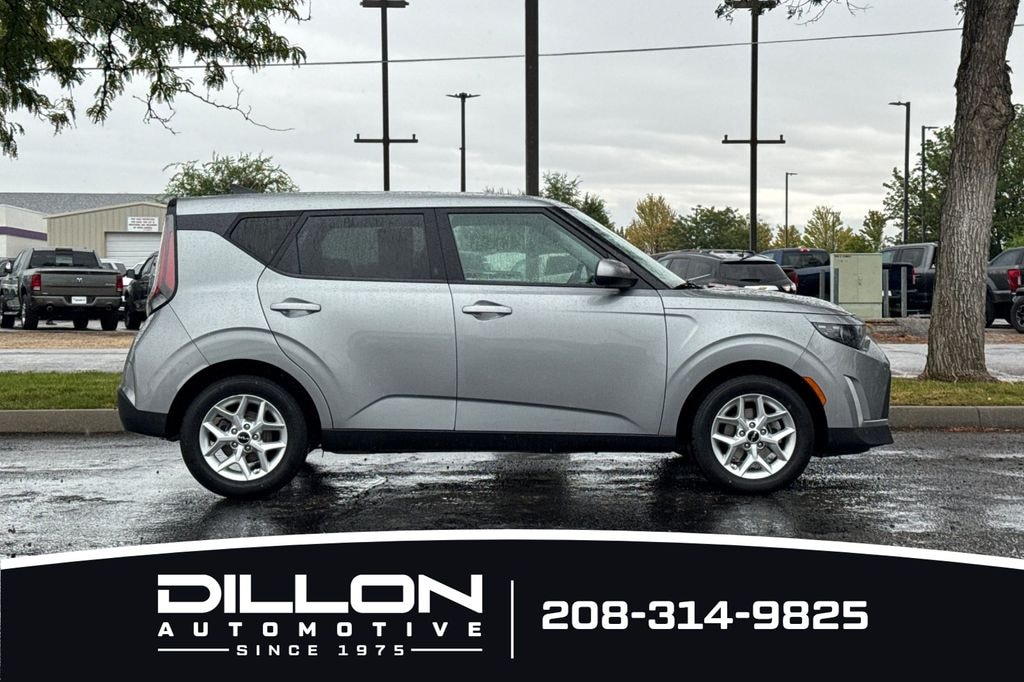 Certified 2023 Kia Soul LX Hatchback