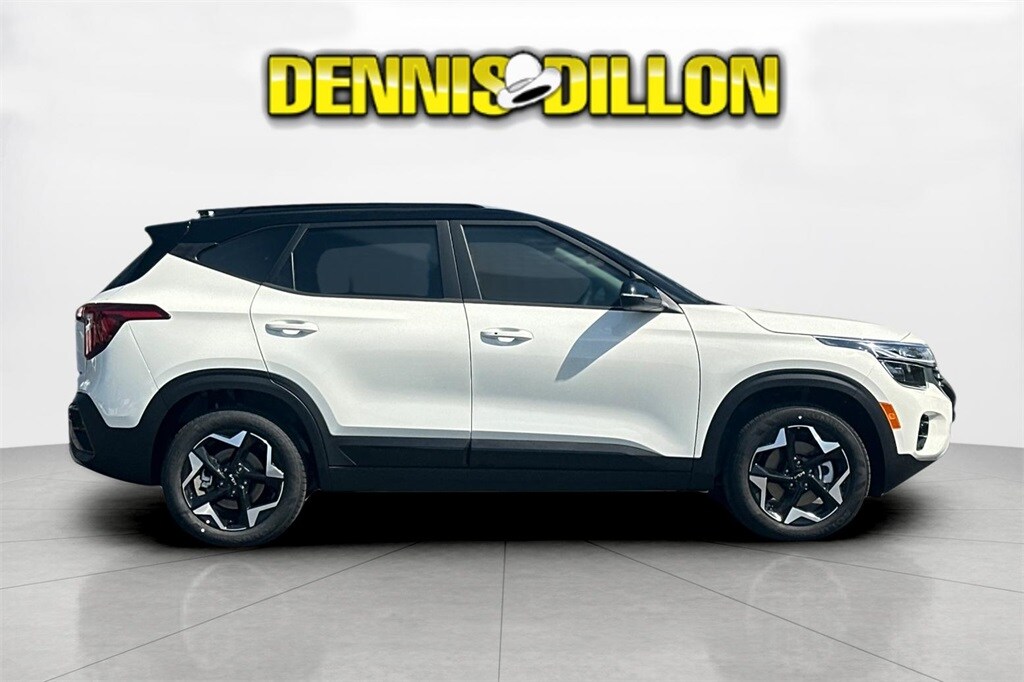 2026 Kia Seltos S photo 2