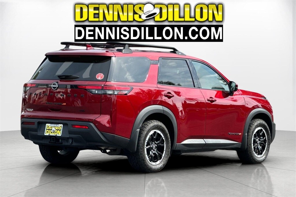 2024 Nissan Pathfinder Rock Creek photo 2