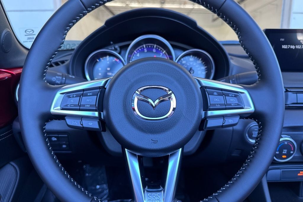 2025 Mazda MX-5 Miata Grand Touring - Photo 21