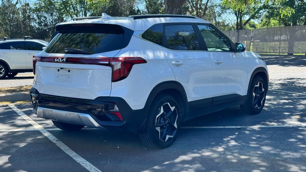 Used 2024 Kia Seltos EX SUV