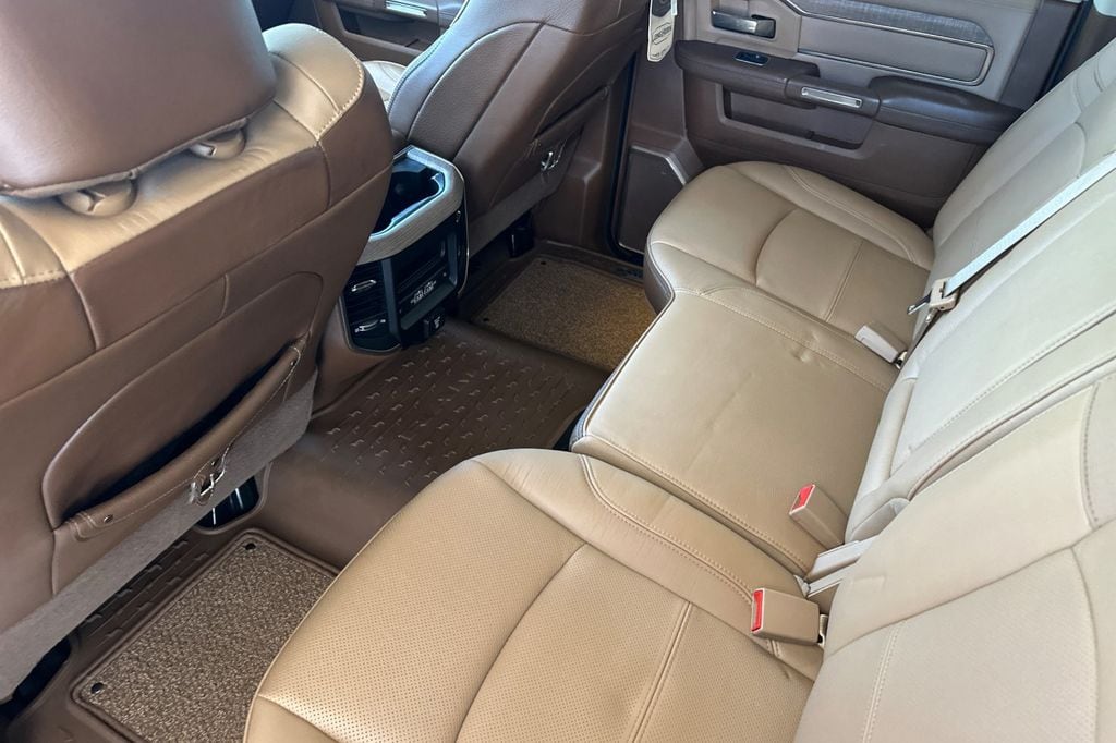 2021 RAM Ram 3500 Pickup Longhorn - Photo 12