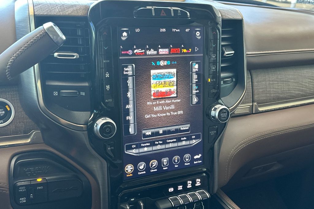 2021 RAM Ram 3500 Pickup Longhorn - Photo 17