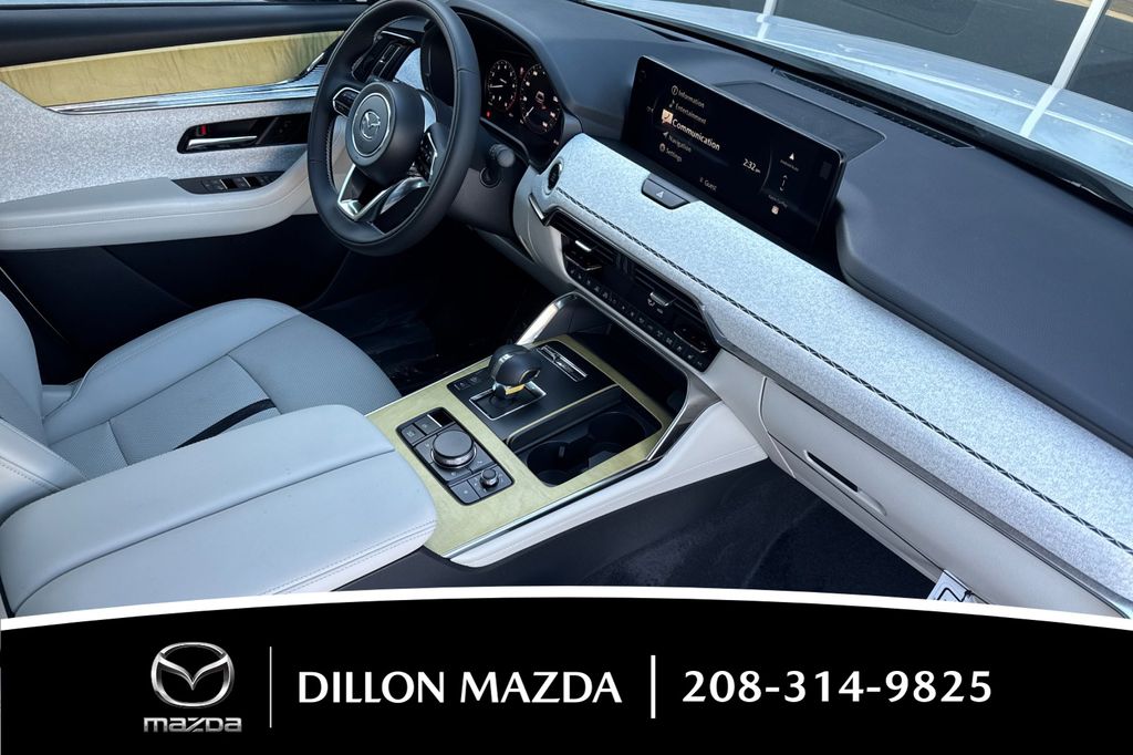 2026 Mazda CX-90 Premium Plus Package - Photo 17
