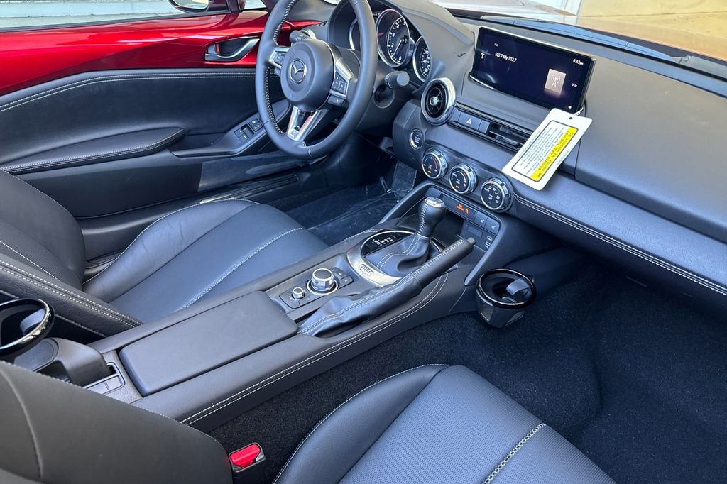 2025 Mazda MX-5 Miata Grand Touring - Photo 15