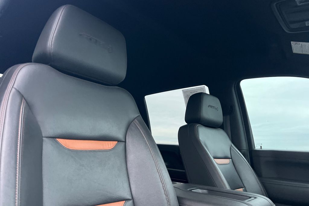 2022 GMC Sierra 2500HD AT4 - Photo 16