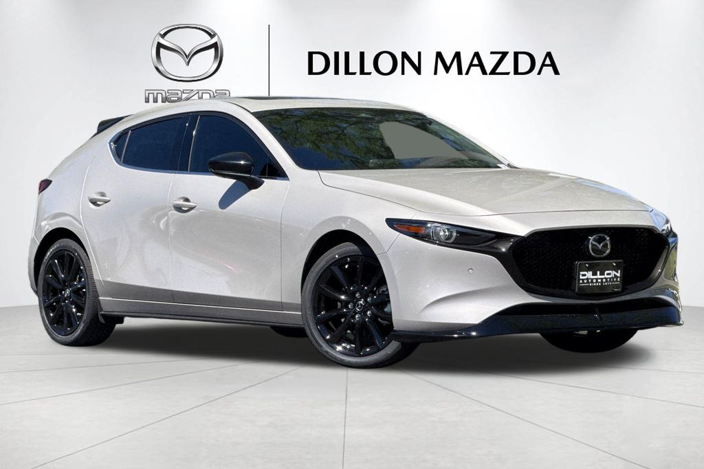 2026 Mazda CX-3 Premium Plus 2.5 AT 5-Door SKYACTIV AWD's photo