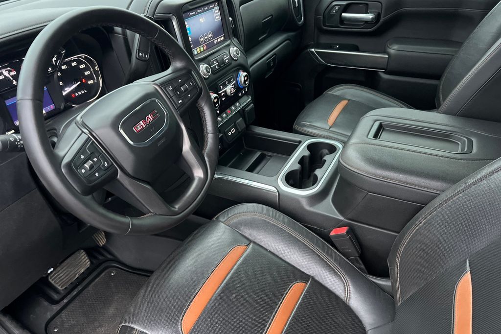 2022 GMC Sierra 2500HD AT4 - Photo 10