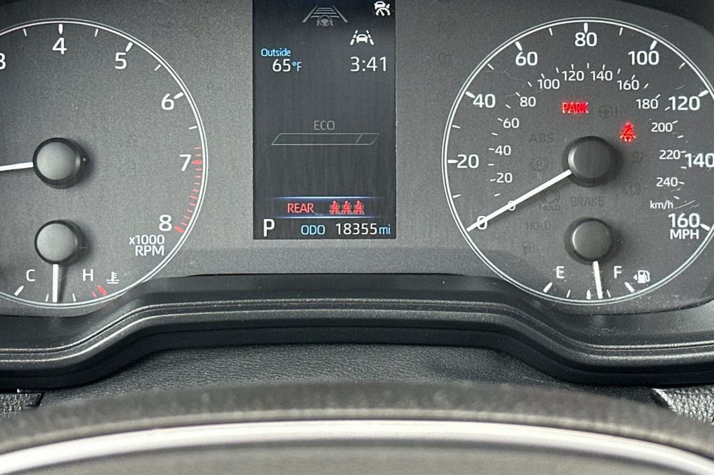 2024 Toyota Corolla Cross LE - Photo 27