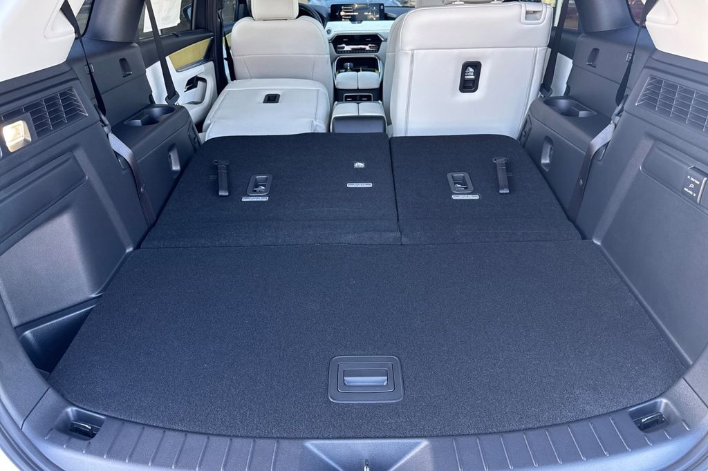 2026 Mazda CX-90 Premium Plus Package - Photo 16