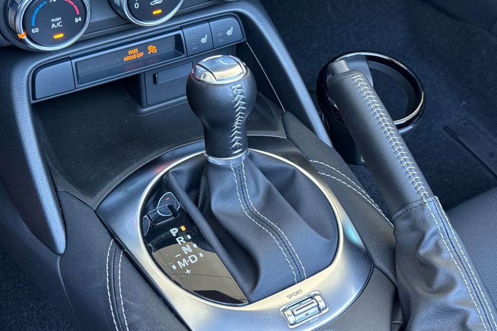 2025 Mazda MX-5 Miata Grand Touring - Photo 19