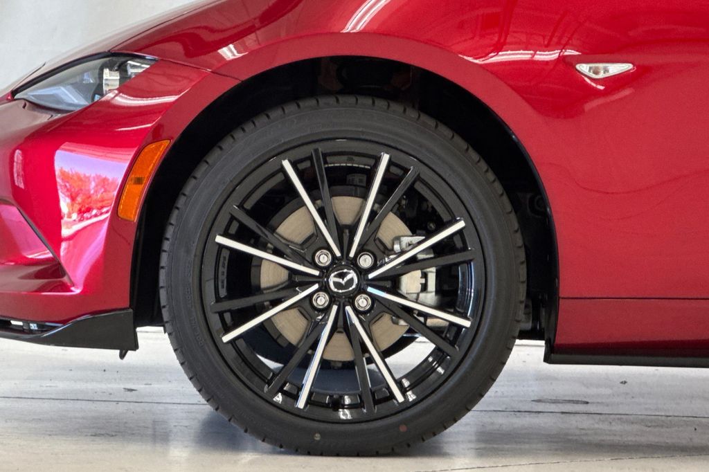 2025 Mazda MX-5 Miata Grand Touring - Photo 24