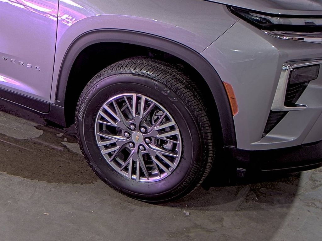 2026 Chevrolet Traverse LT - Photo 14