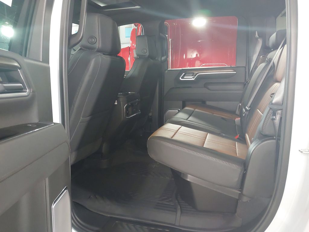 2026 Chevrolet Silverado 3500HD High Country - Photo 20