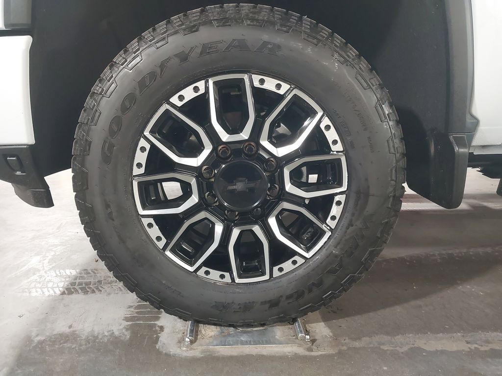 2026 Chevrolet Silverado 3500HD High Country - Photo 18