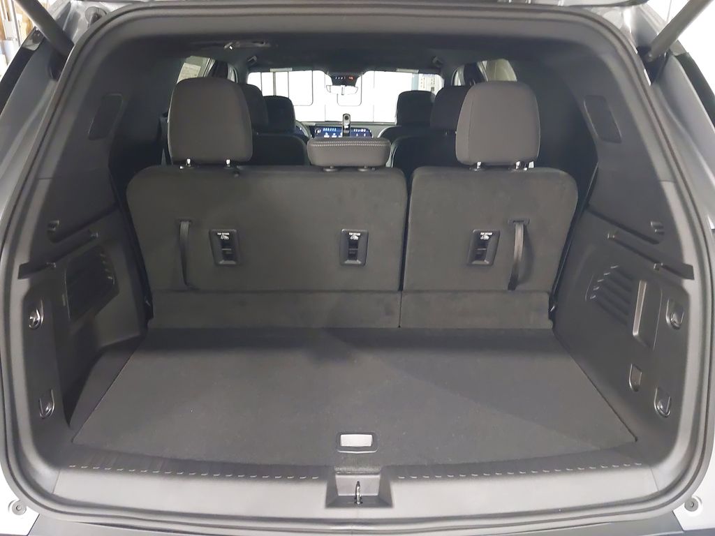 2026 Chevrolet Traverse LT - Photo 22