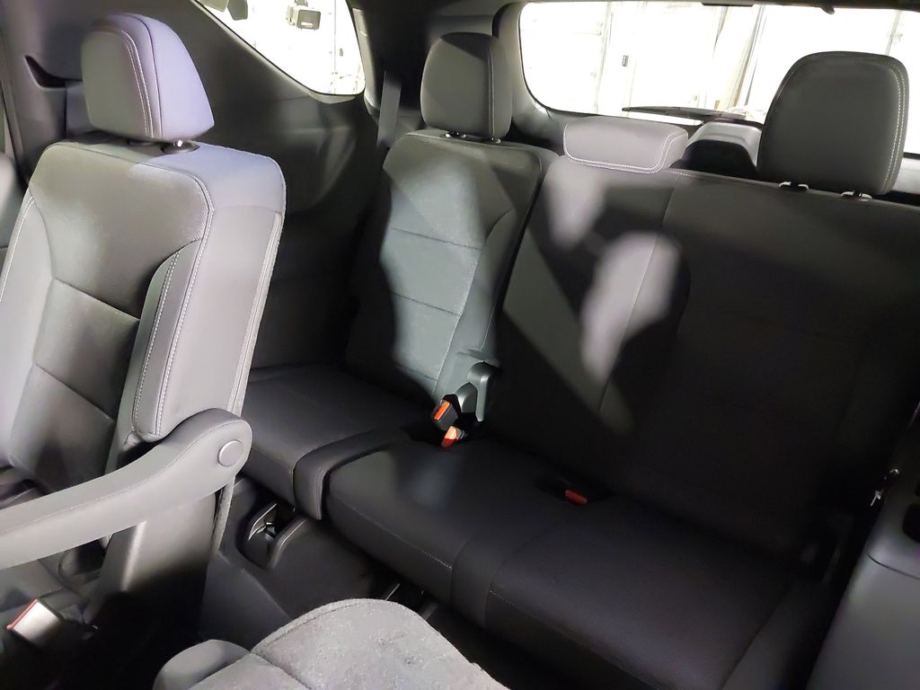 2026 Chevrolet Traverse LT - Photo 21