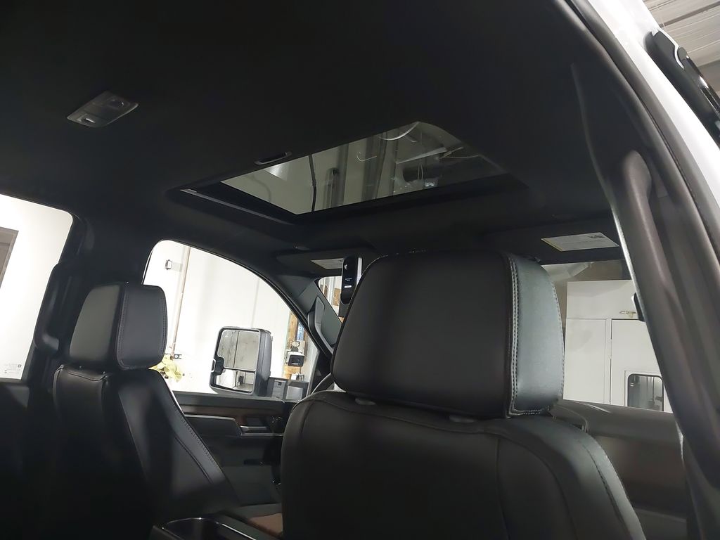 2026 Chevrolet Silverado 3500HD High Country - Photo 23