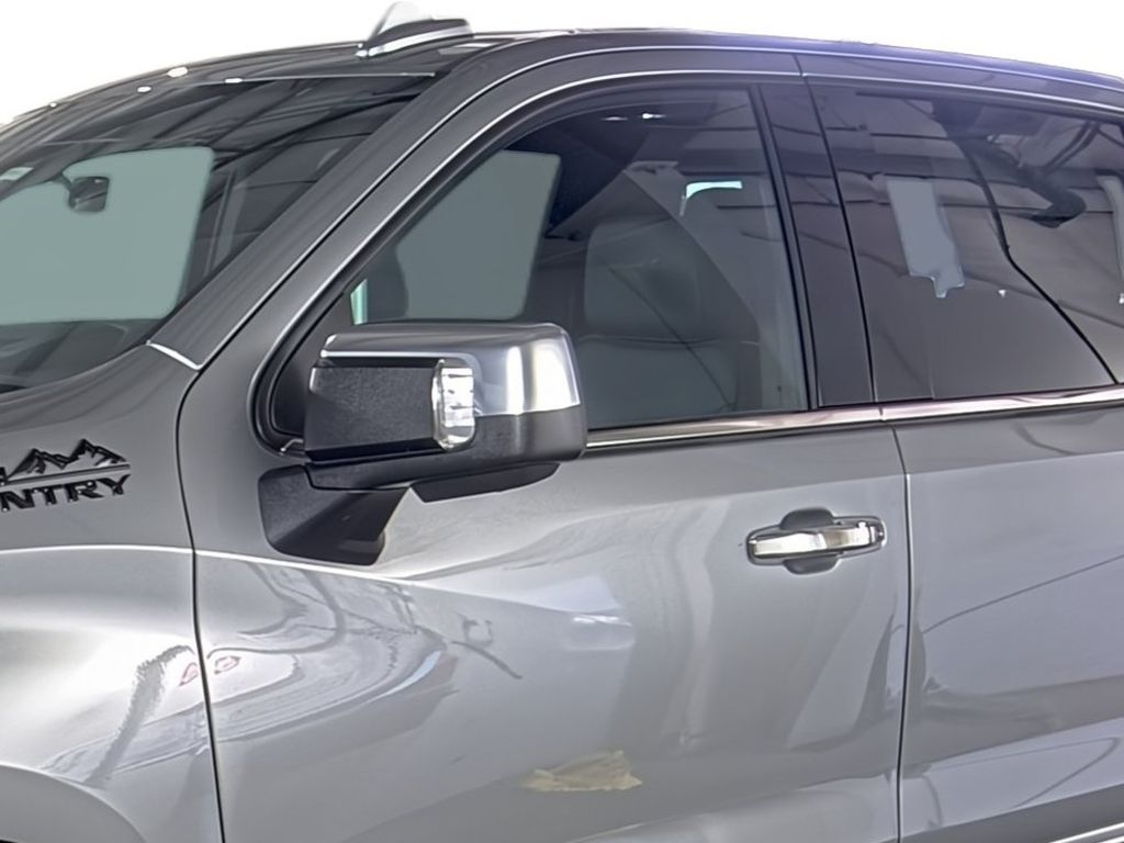 2026 Chevrolet Silverado 1500 High Country - Photo 8