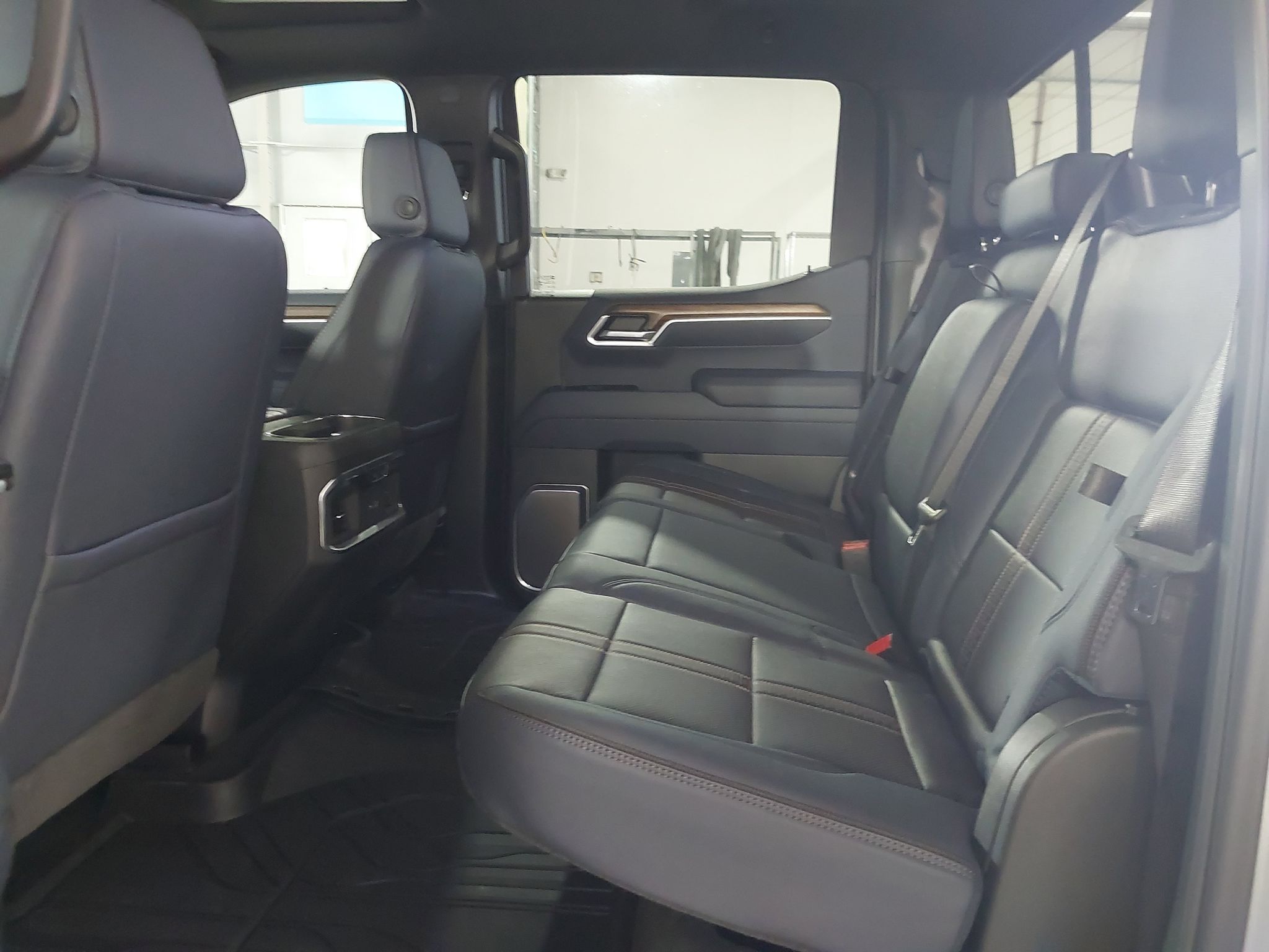 2026 Chevrolet Silverado 1500 High Country - Photo 20