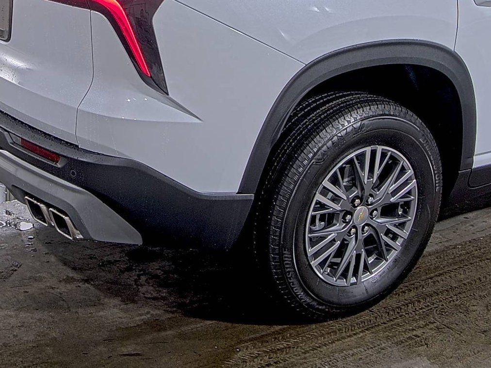2026 Chevrolet Traverse LT - Photo 12