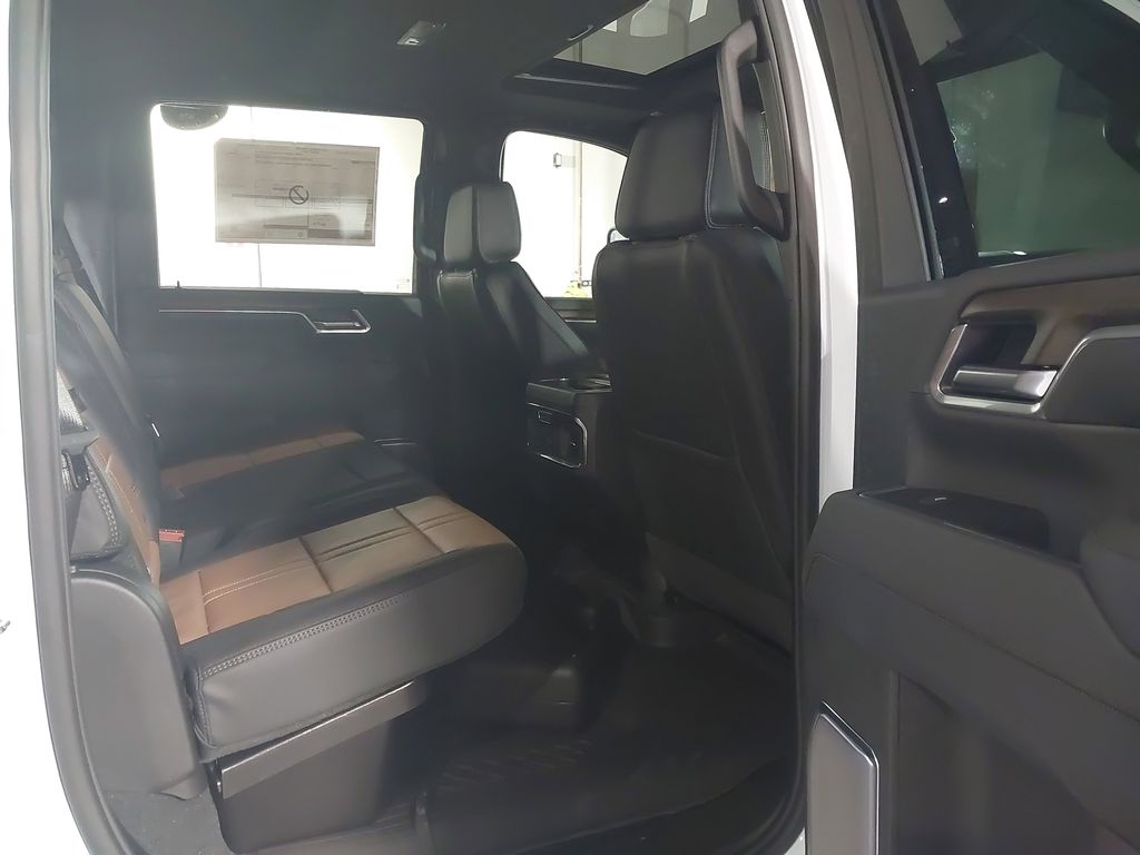 2026 Chevrolet Silverado 3500HD High Country - Photo 22