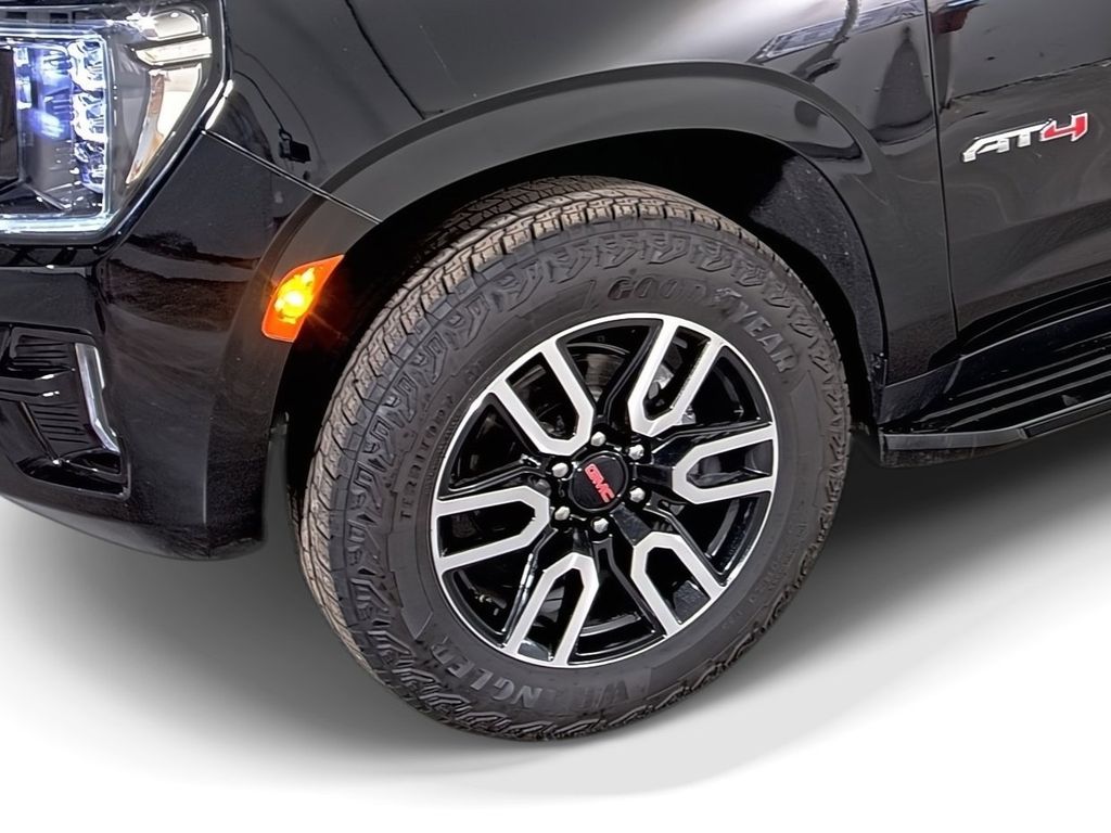 2024 GMC Yukon AT4 - Photo 7