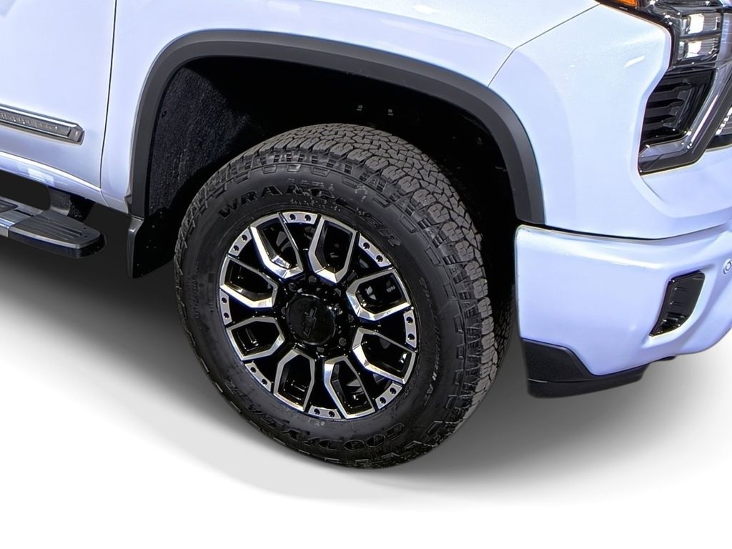 2026 Chevrolet Silverado 3500HD High Country - Photo 14