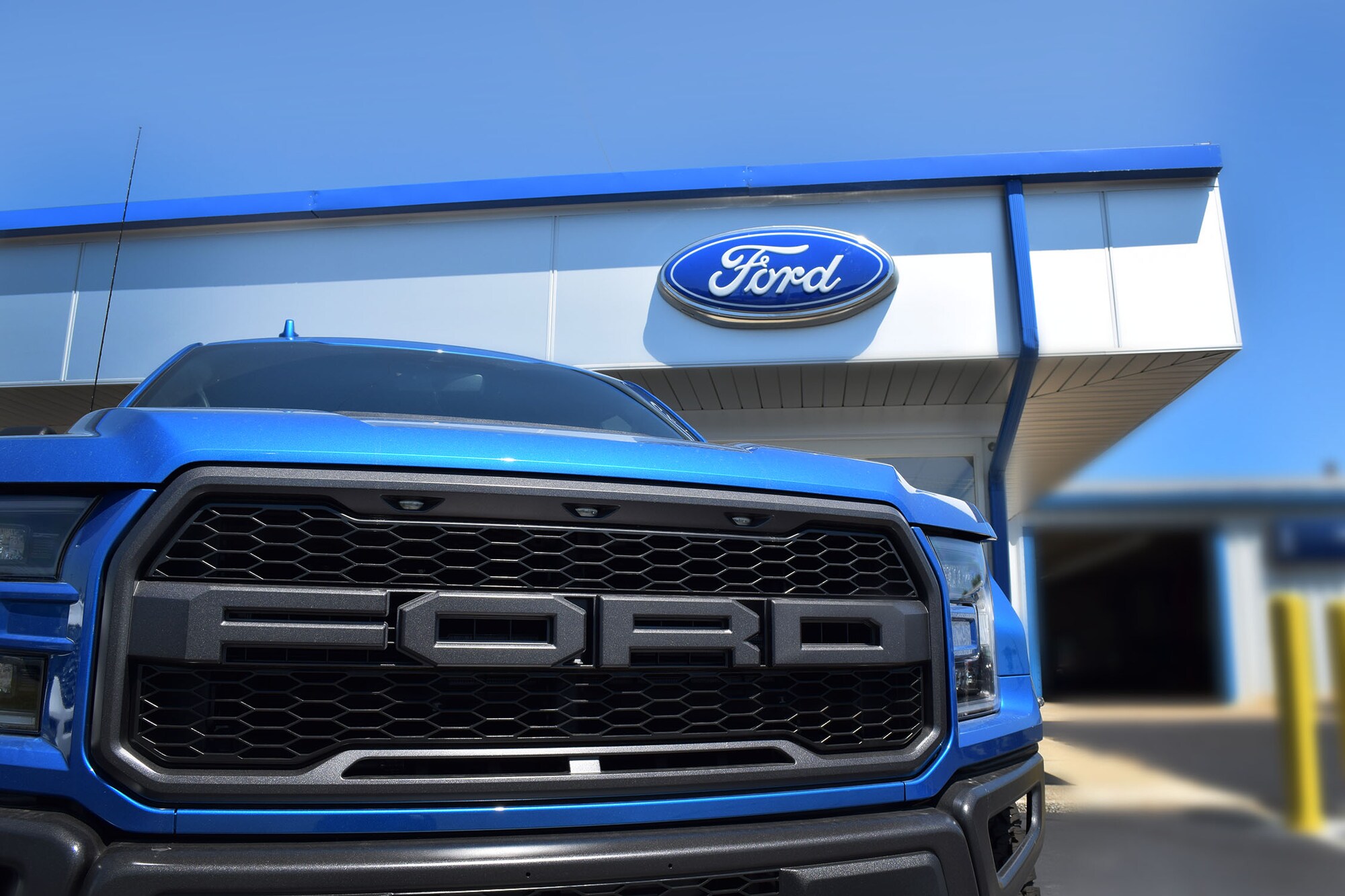 Vicksburg's DeNooyer Ford New and Used Ford Cars