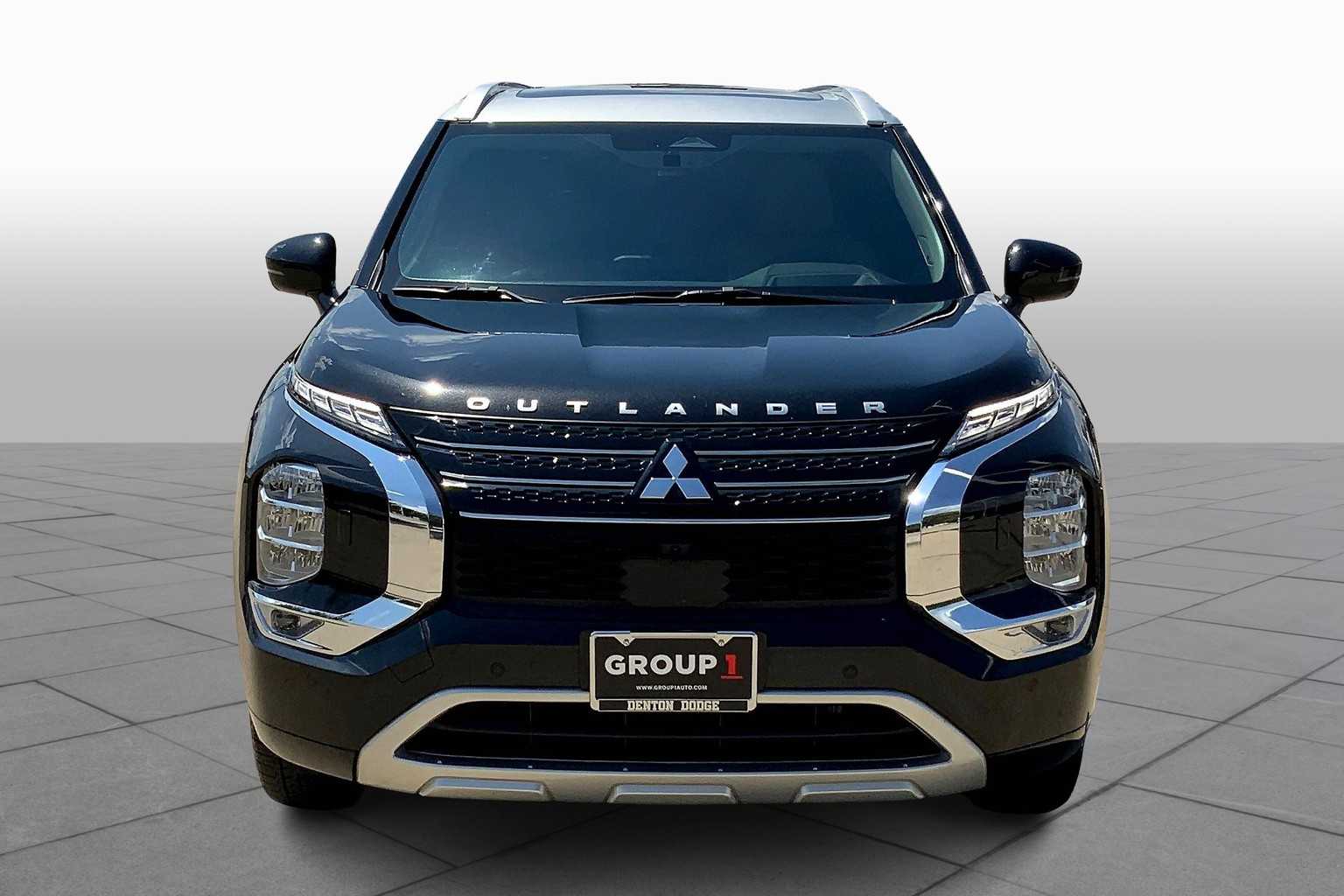 2024 Mitsubishi Outlander SEL Platinum S-AWC photo 2
