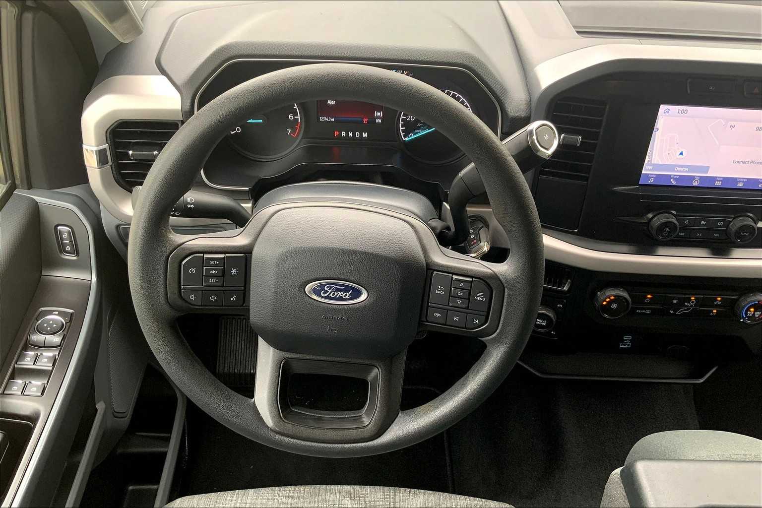 2023 Ford F-150 XLT photo 4