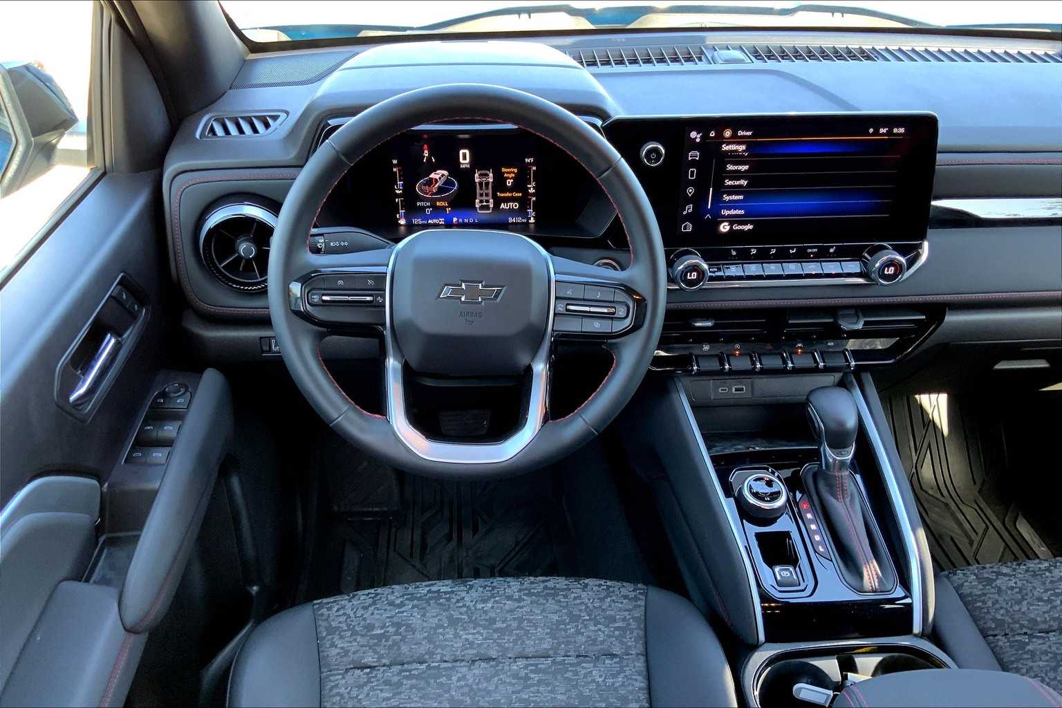 2023 Chevrolet Colorado Z71 photo 4