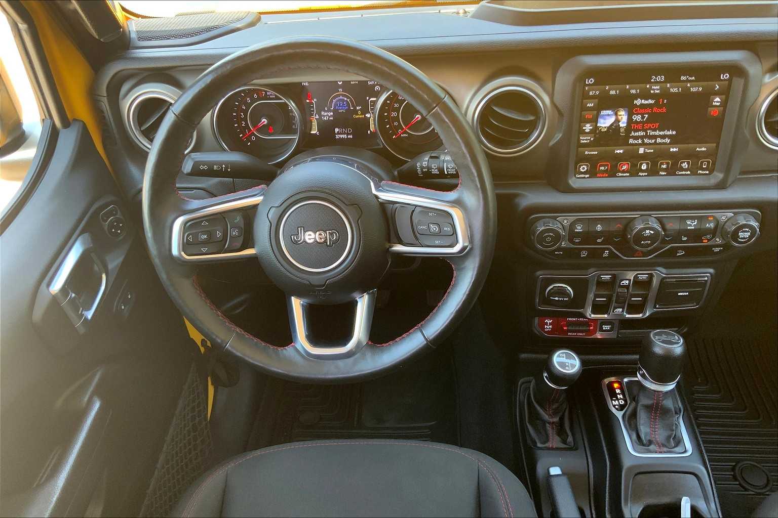 2018 Jeep Wrangler Unlimited Rubicon photo 4
