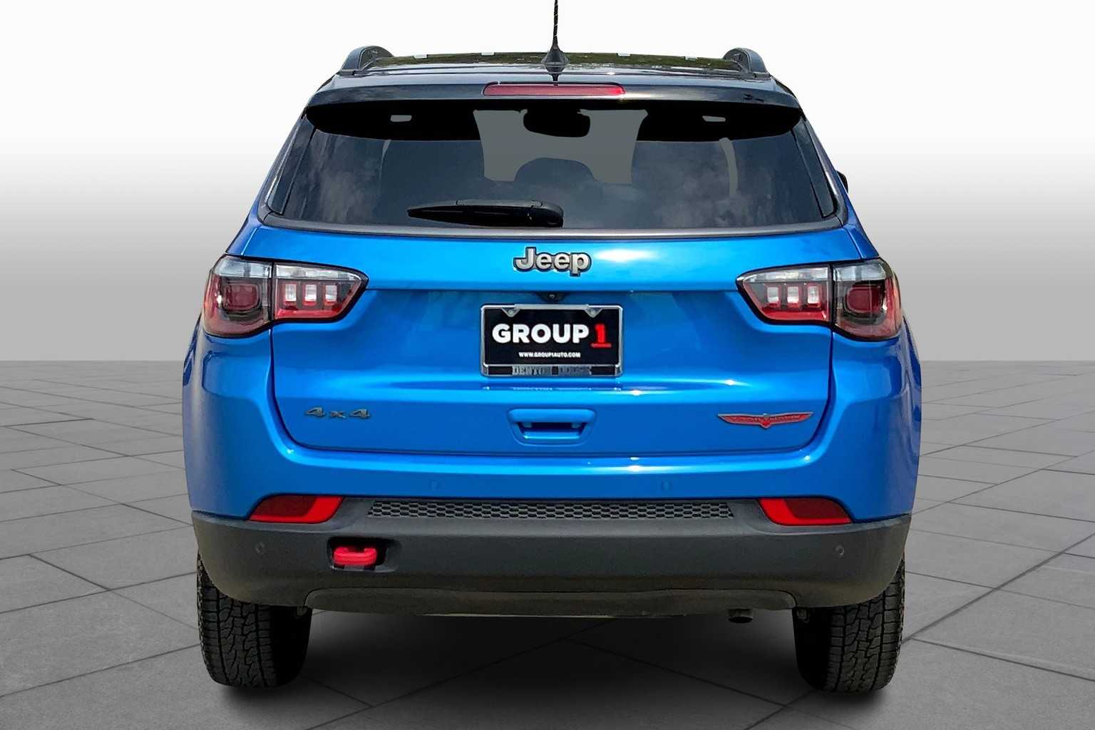 2022 Jeep Compass Trailhawk photo 3