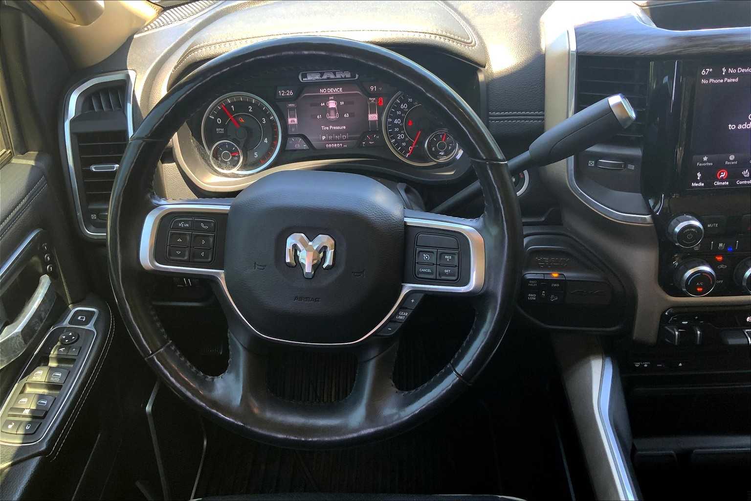 2019 Ram 2500 Laramie photo 4