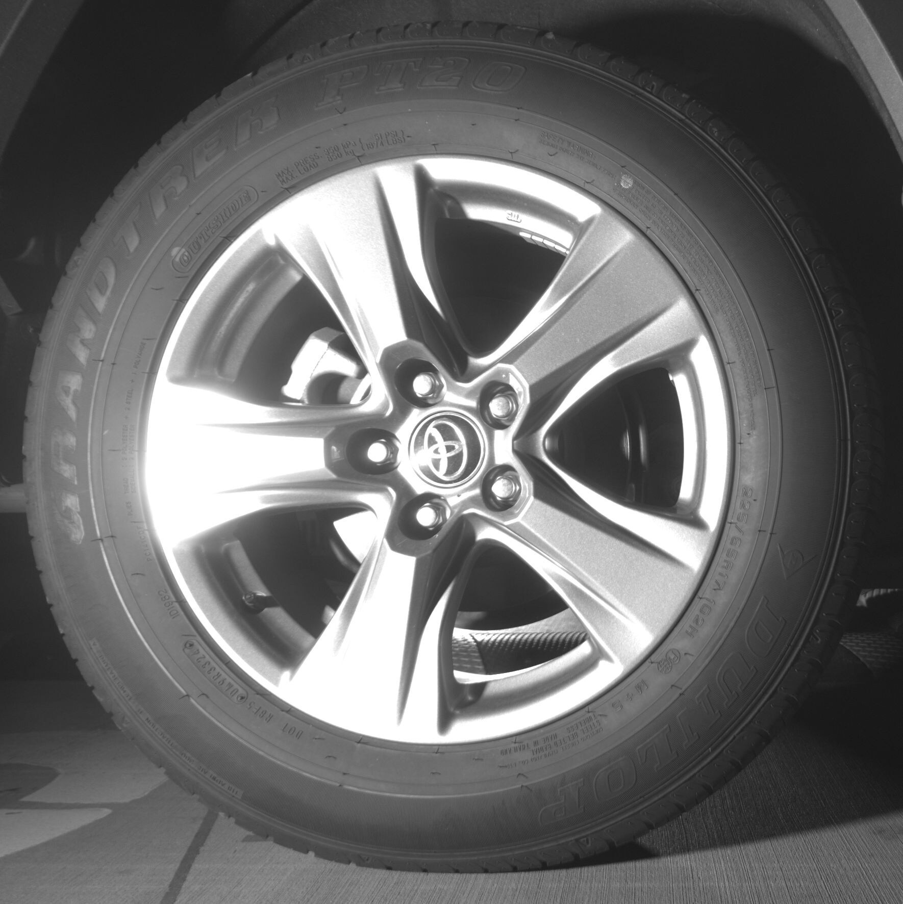 Thumbnail: 2025 Toyota RAV4 - 12