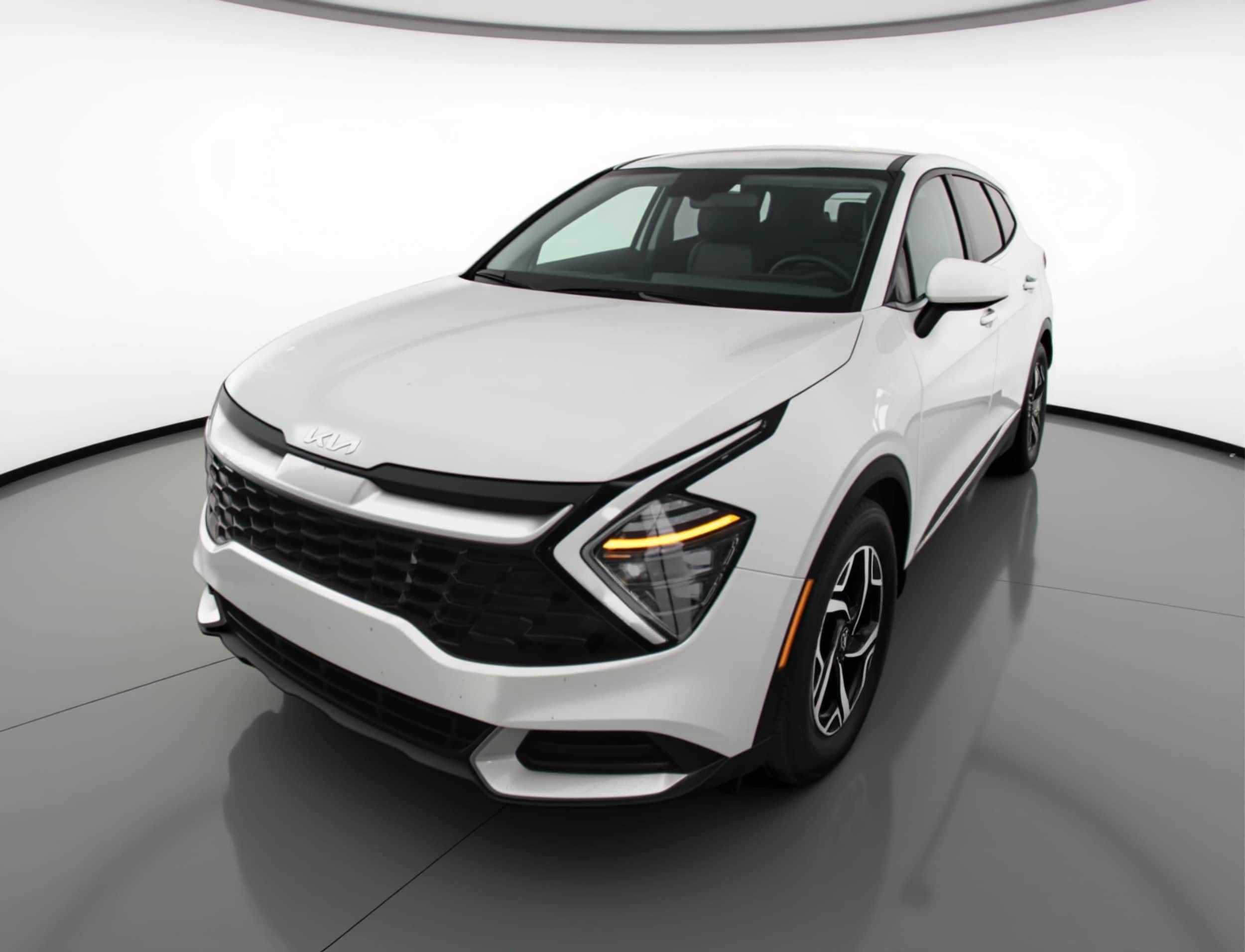 Thumbnail: 2025 Kia Sportage - 3