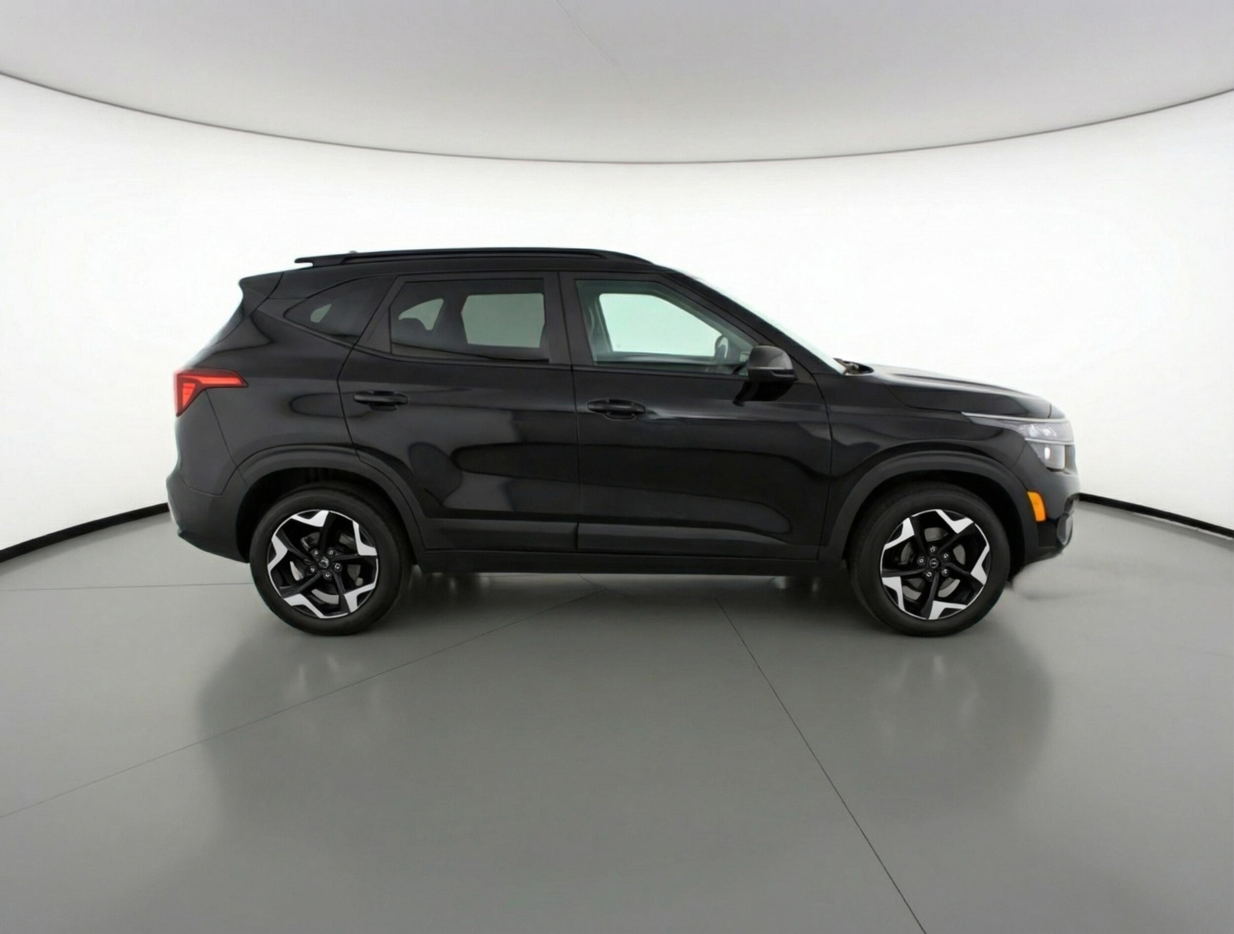 Thumbnail: 2025 Kia Seltos - 8