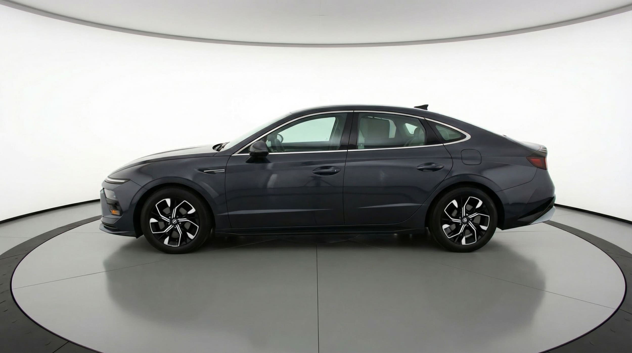 Thumbnail: 2025 Hyundai Sonata - 4