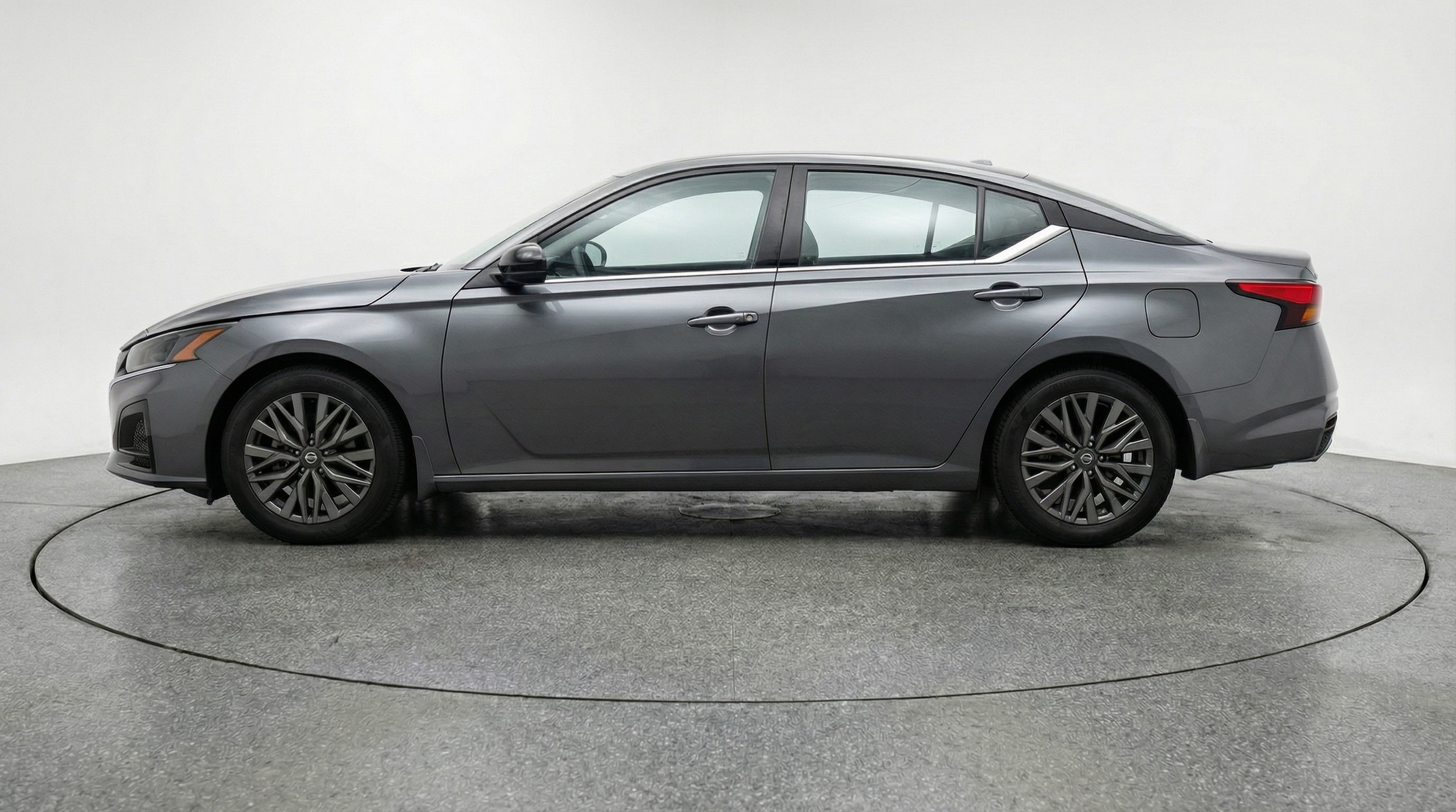 Thumbnail: 2025 Nissan Altima - 4