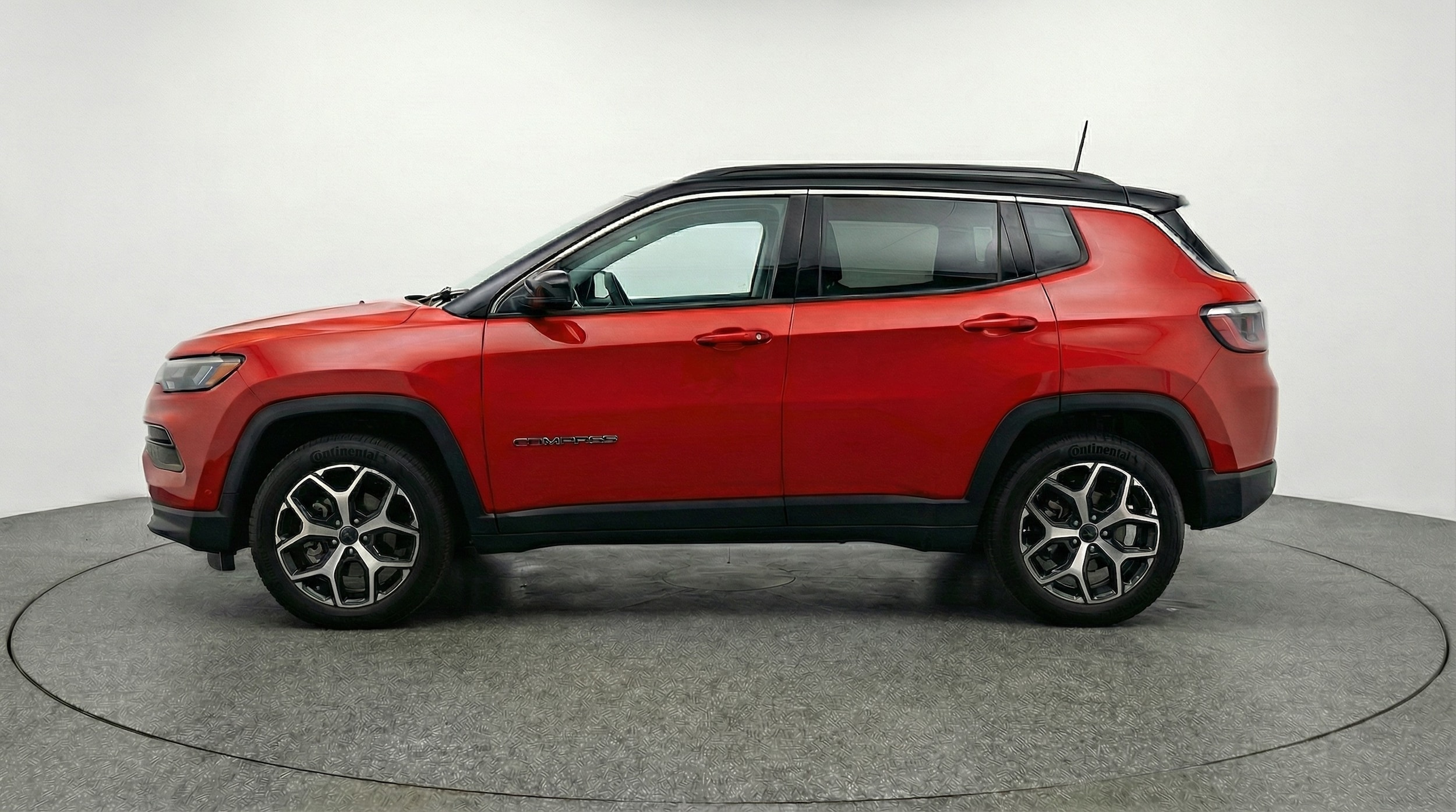 Thumbnail: 2025 Jeep Compass - 4