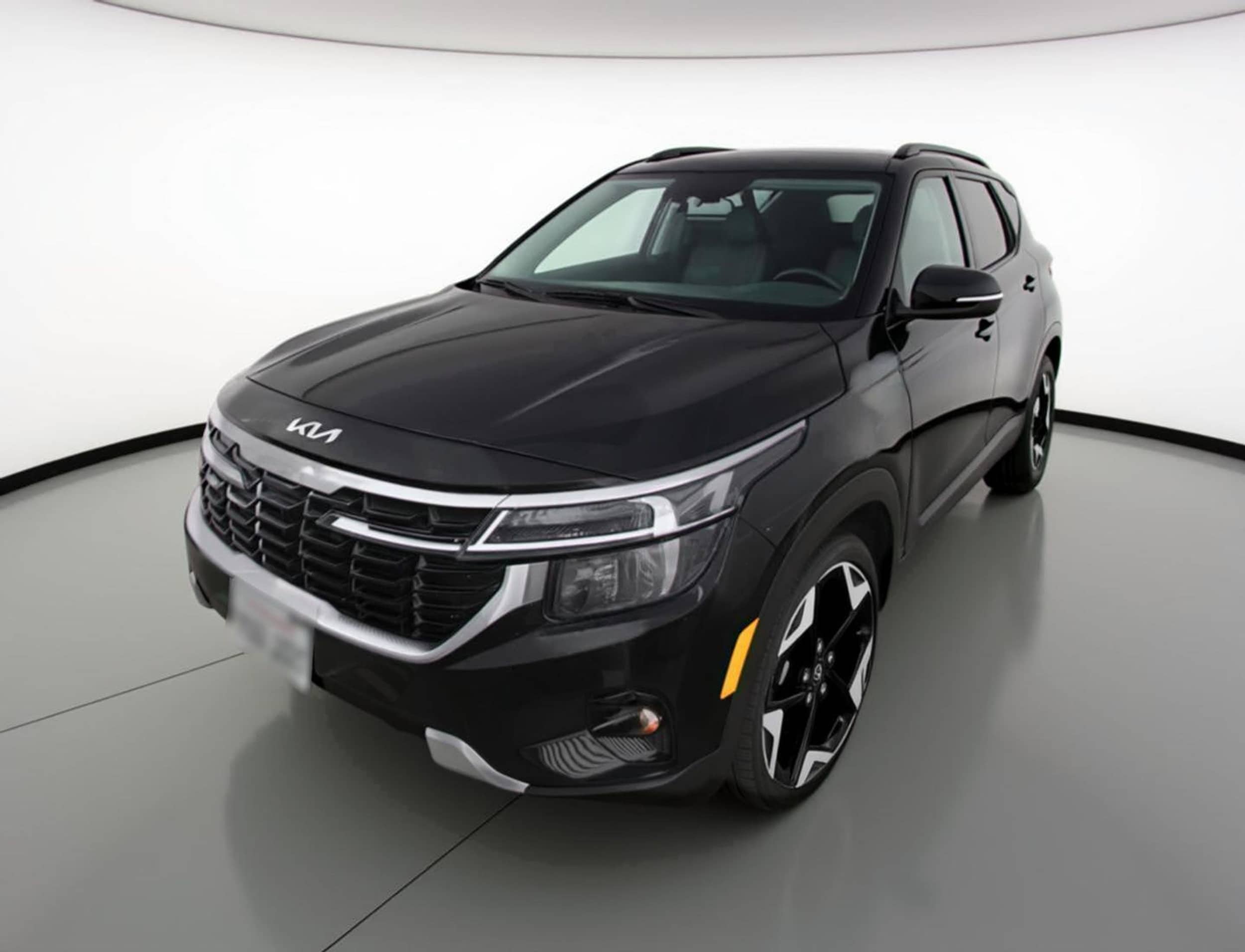 Thumbnail: 2025 Kia Seltos - 3